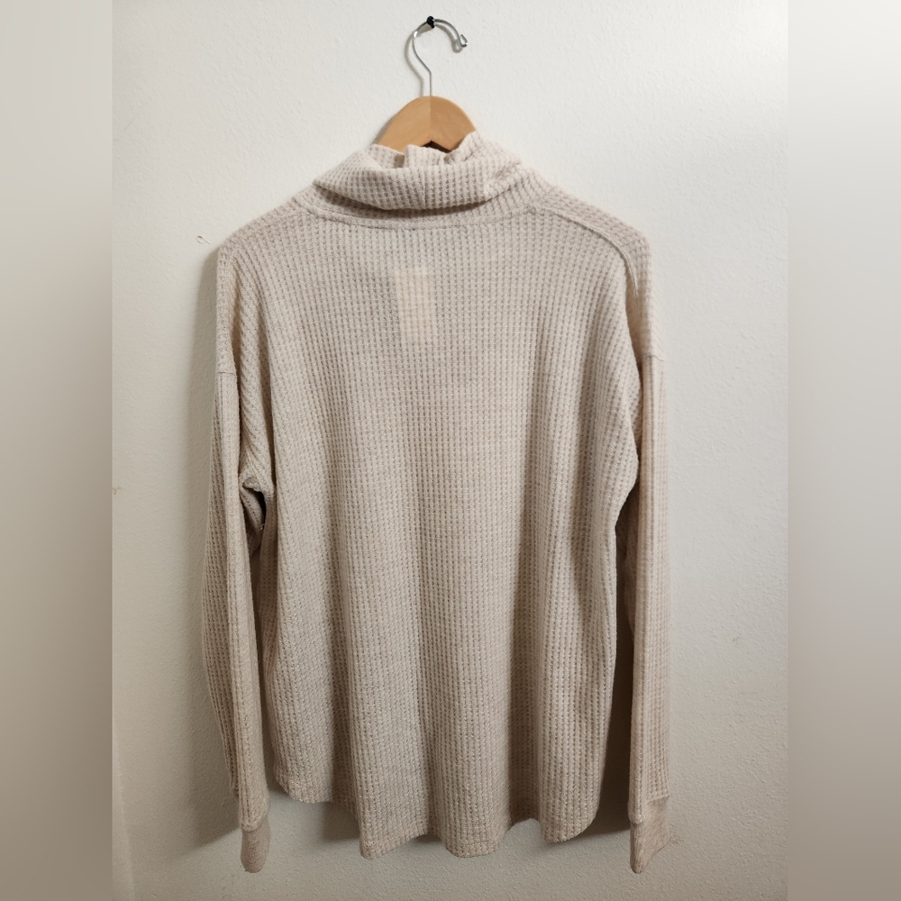 Splendid Women's Shirt Cowl Neck Waffle Knit Long Sleeve Top Cream Large NWT - Picture 6 of 8